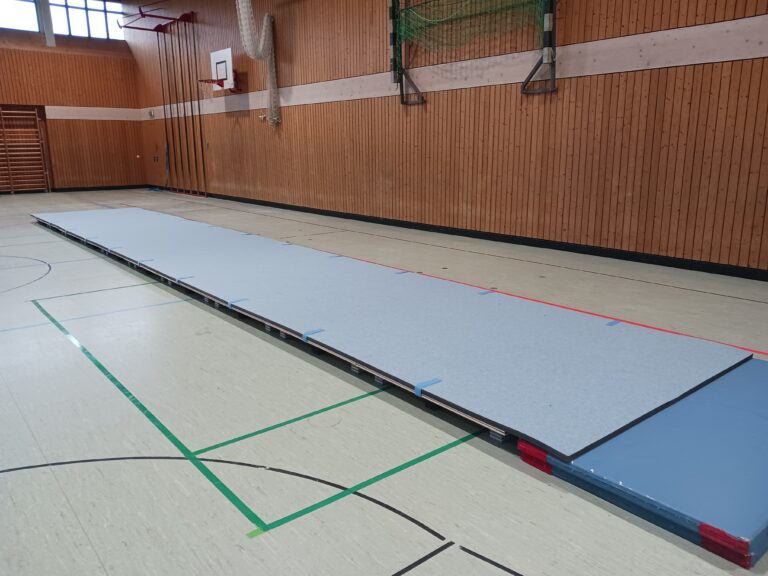 Erfolgreiche Realisierung einer Tumblingbahn für Training und Wettkämpfe