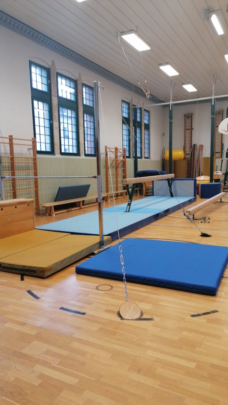 Mattensatz für Schwebebalken ist komplett!